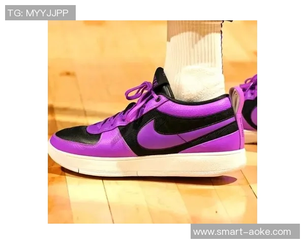 时尚与性能兼具的女生足球鞋图片展示，助你在球场上尽显风采与实力